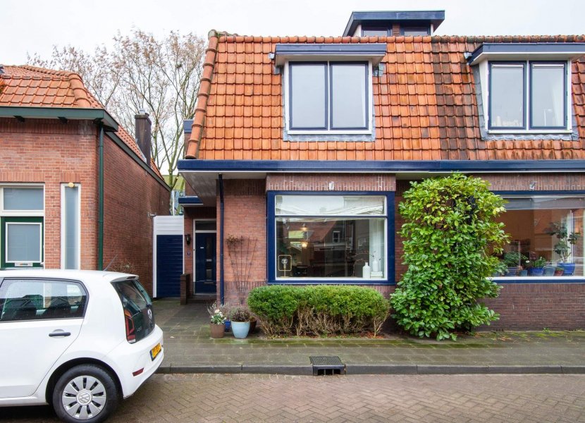 Mr. D.J. van Heusdestraat 4