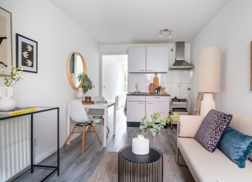 Lange Dwarsstraat 12