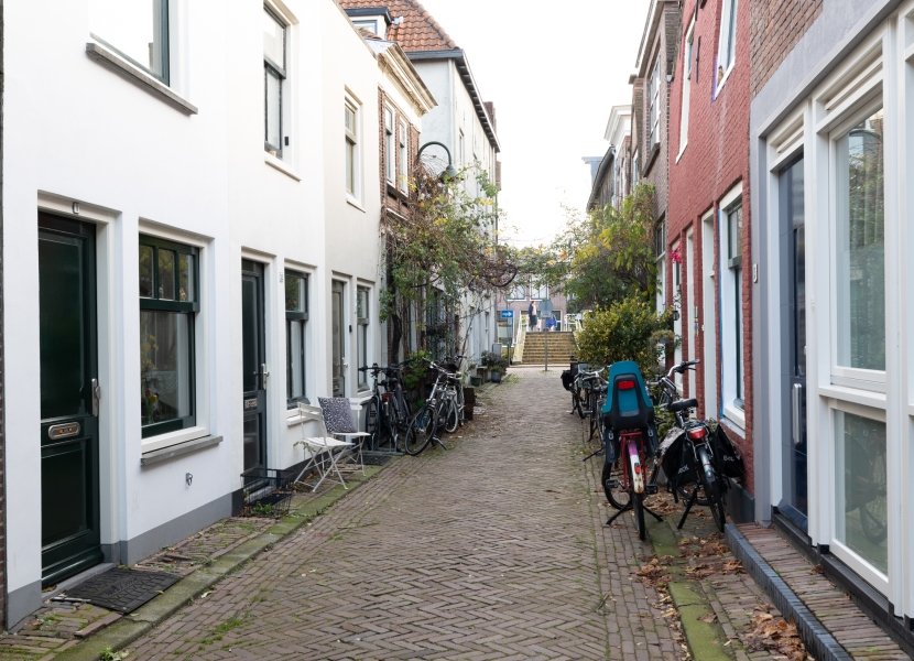 Lange Dwarsstraat 12