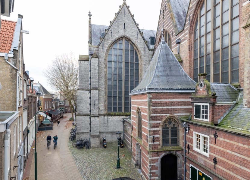 Achter de Kerk 8h