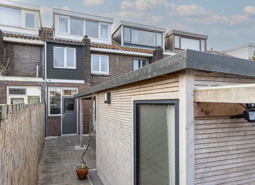 Eerste Hieronymus van Alphenstraat 17