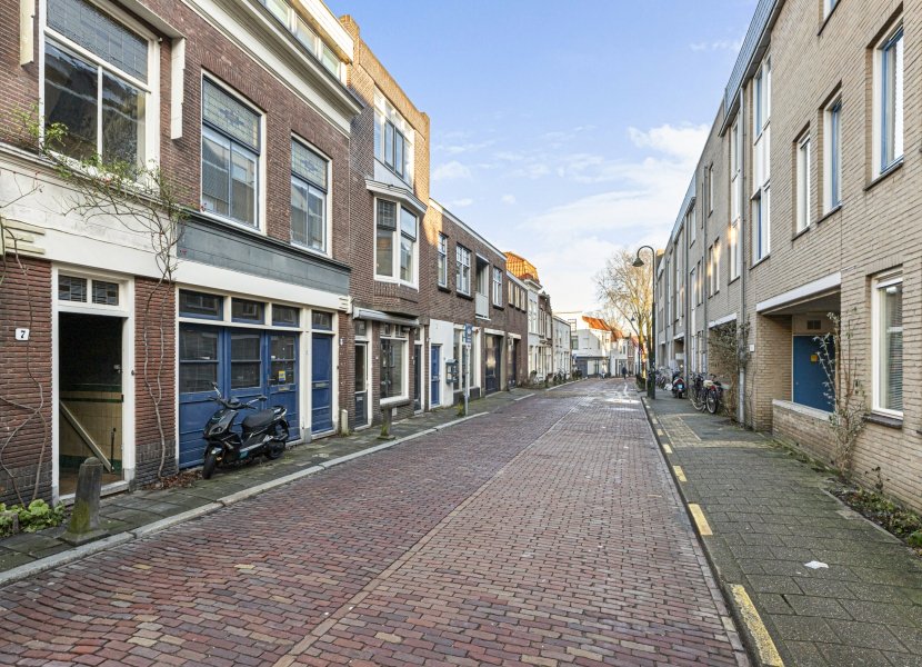 Lange Noodgodsstraat 15