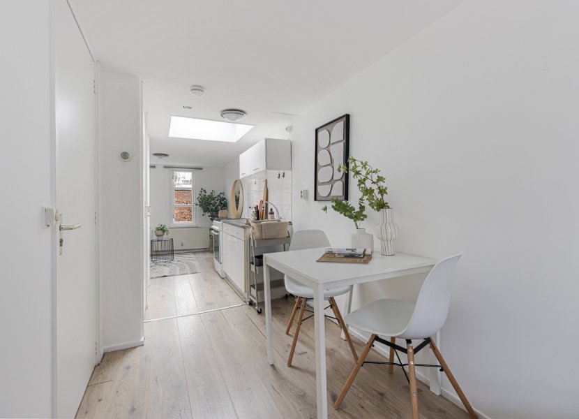 Lange Dwarsstraat 10a