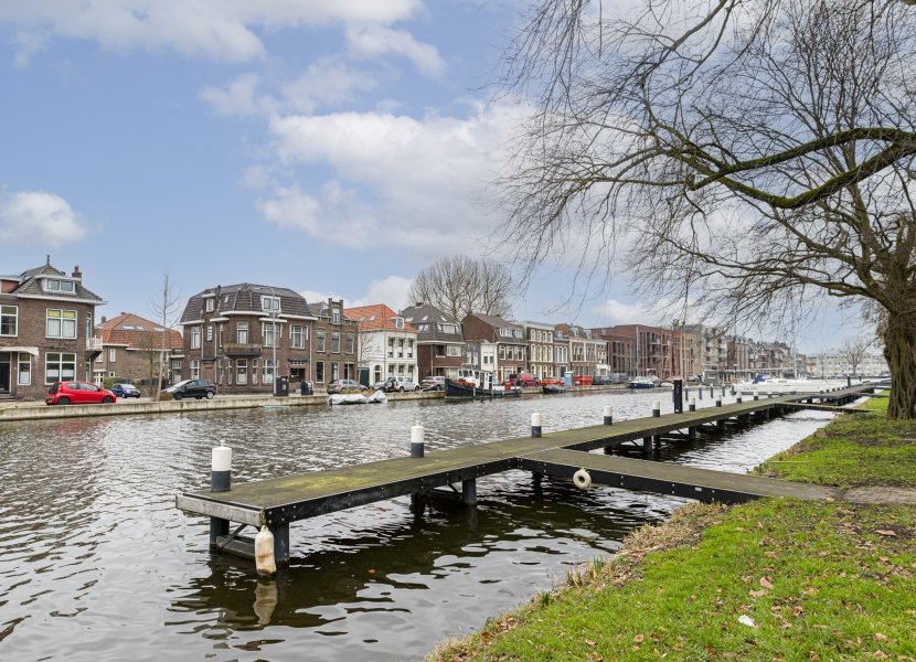 Lange Dwarsstraat 10a