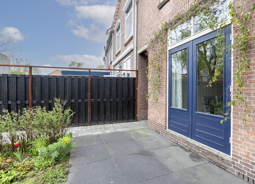 Mr. D.J. van Heusdestraat 36