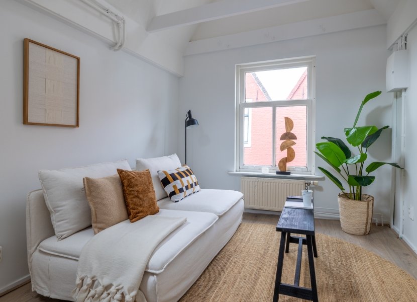 Lange Dwarsstraat 10b