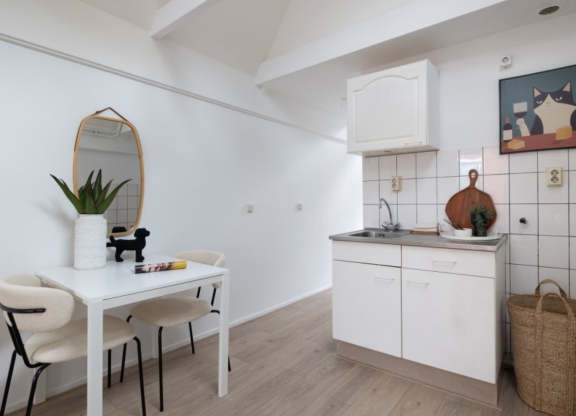 Lange Dwarsstraat 10b