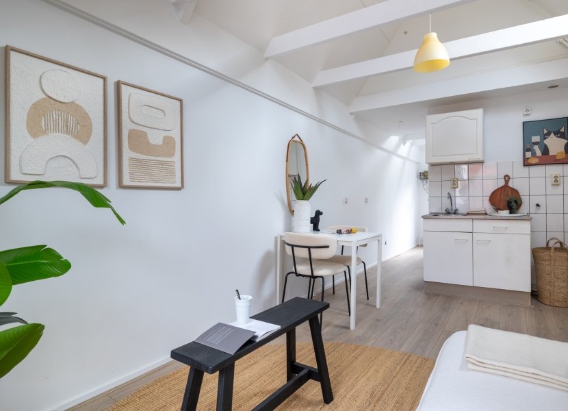 Lange Dwarsstraat 10b