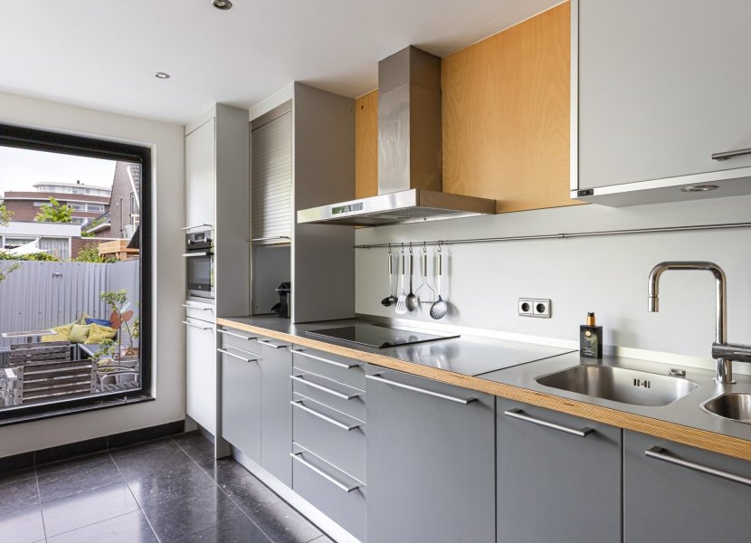 Kluitmanstraat 18