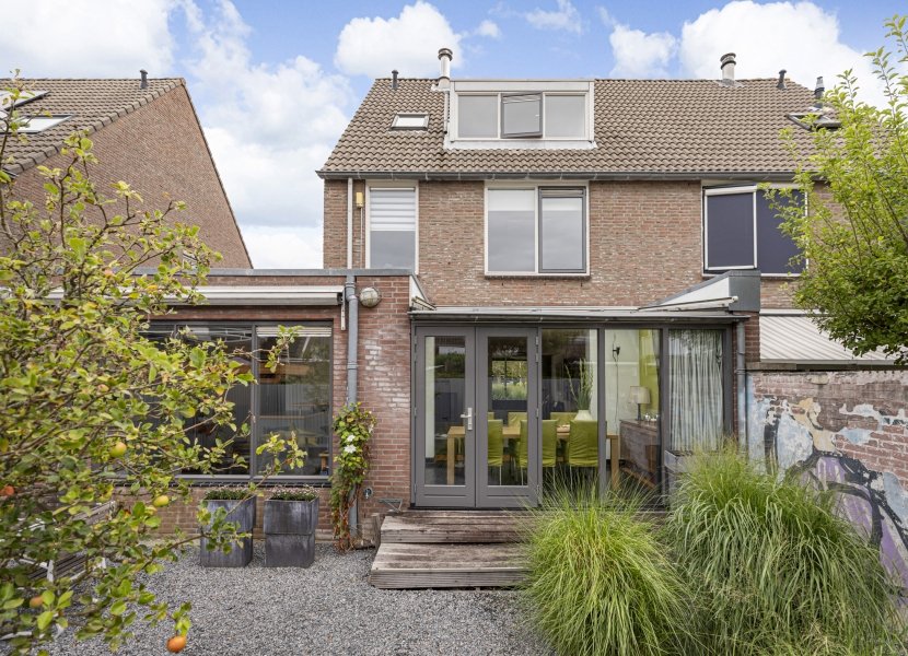 Kluitmanstraat 18