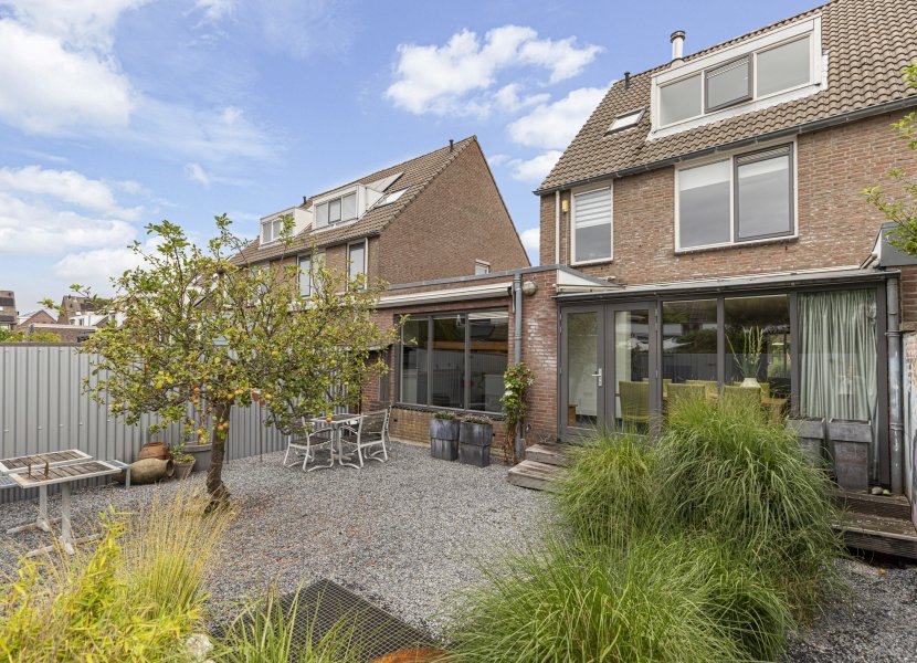 Kluitmanstraat 18