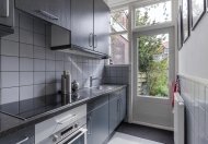 Mr. D.J. van Heusdestraat 36