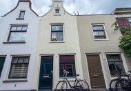 Lange Dwarsstraat 10b